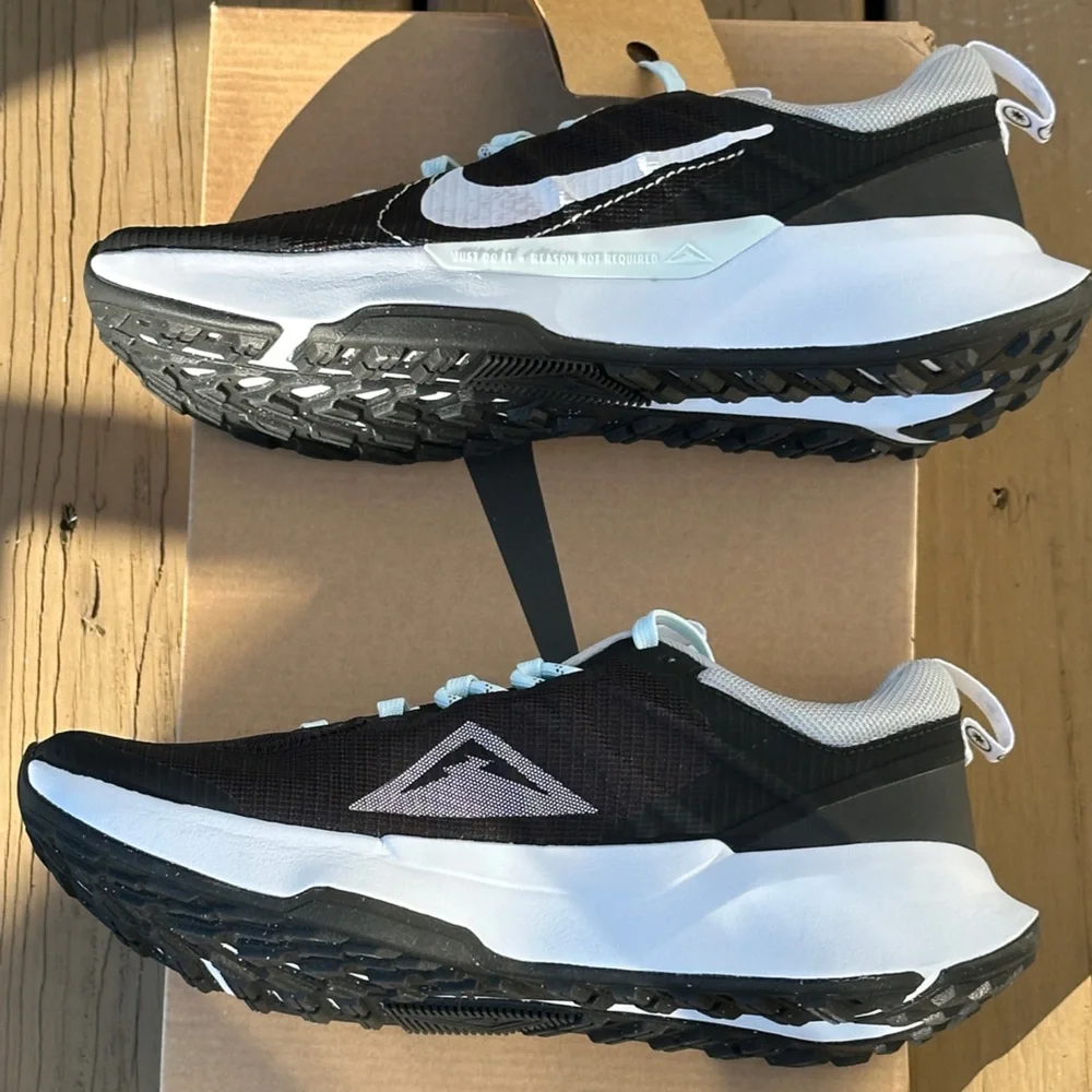 Nike Black Juniper Trail Casual Sneaker Womens 7 ; fits Youth 5.5 NEW